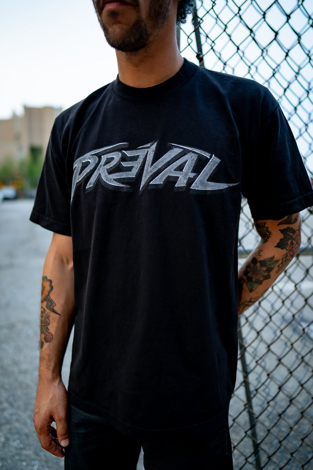 PREVAL BLK [ABOVE AVERAGE] TEE