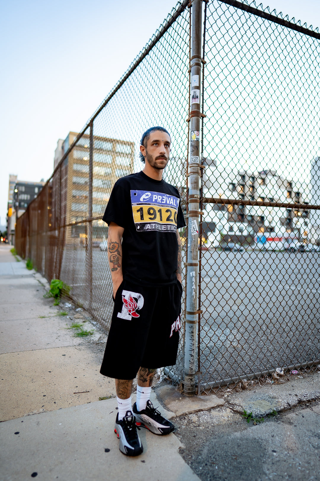PREVAL BLK [TRACK] 3/4 SHORTS